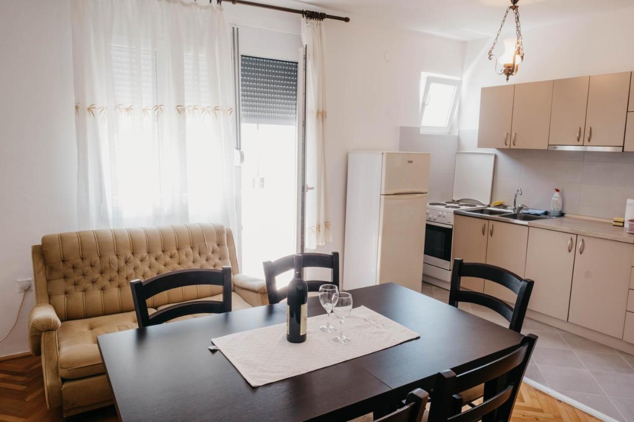 Apartment Bracovic - City Center Bar Extérieur photo